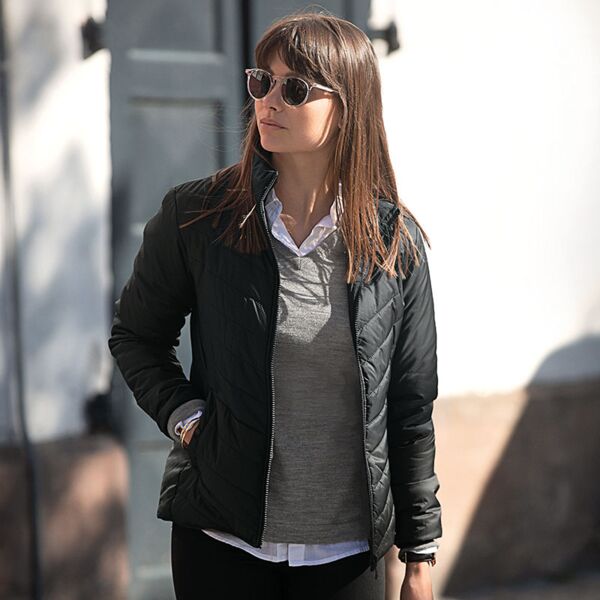Women’s Kendrick – fashionable quilted jacket Thumbnail